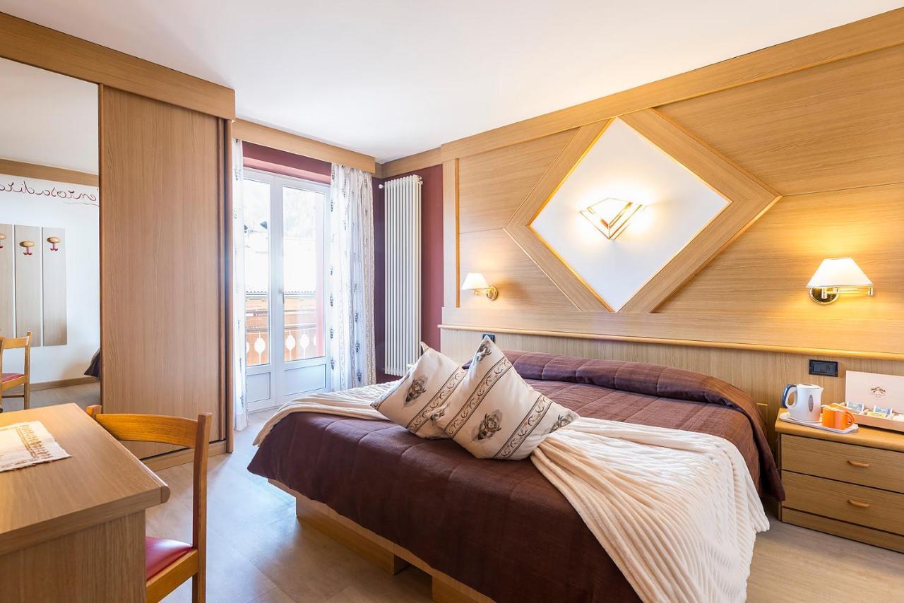 Hotel La Serenella موينا المظهر الخارجي الصورة