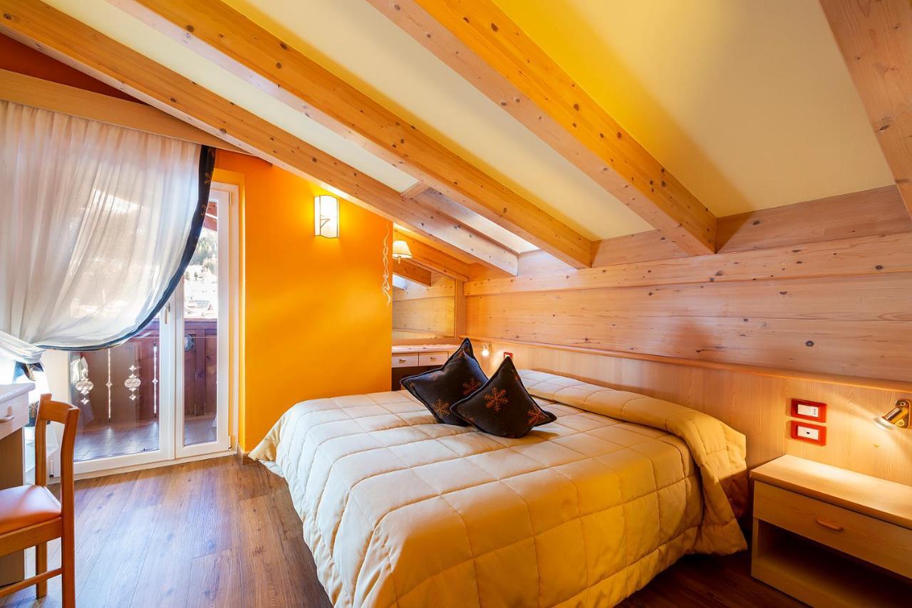 Hotel La Serenella موينا المظهر الخارجي الصورة