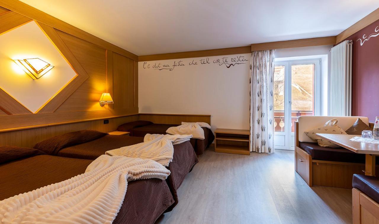 Hotel La Serenella موينا المظهر الخارجي الصورة