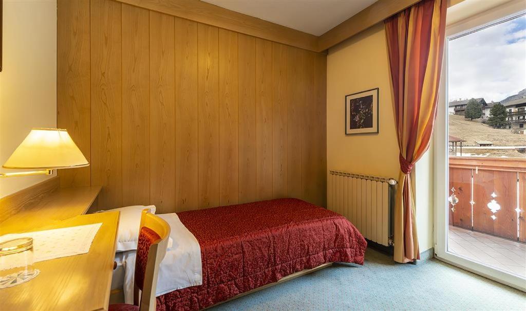Hotel La Serenella موينا المظهر الخارجي الصورة