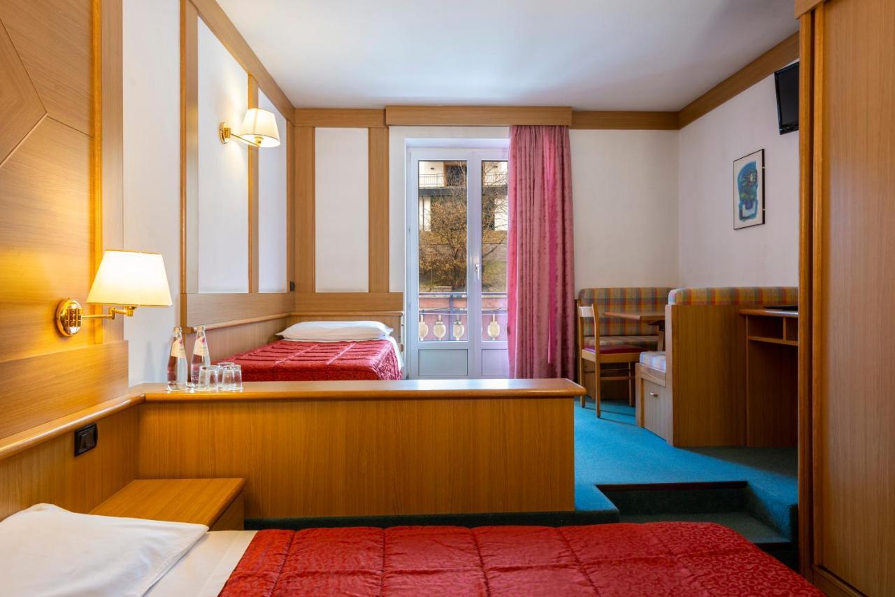 Hotel La Serenella موينا المظهر الخارجي الصورة